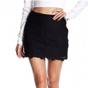Free People Women's Sexy Date Dreamy Days Floral Black Lace Mini Skirt Size 2